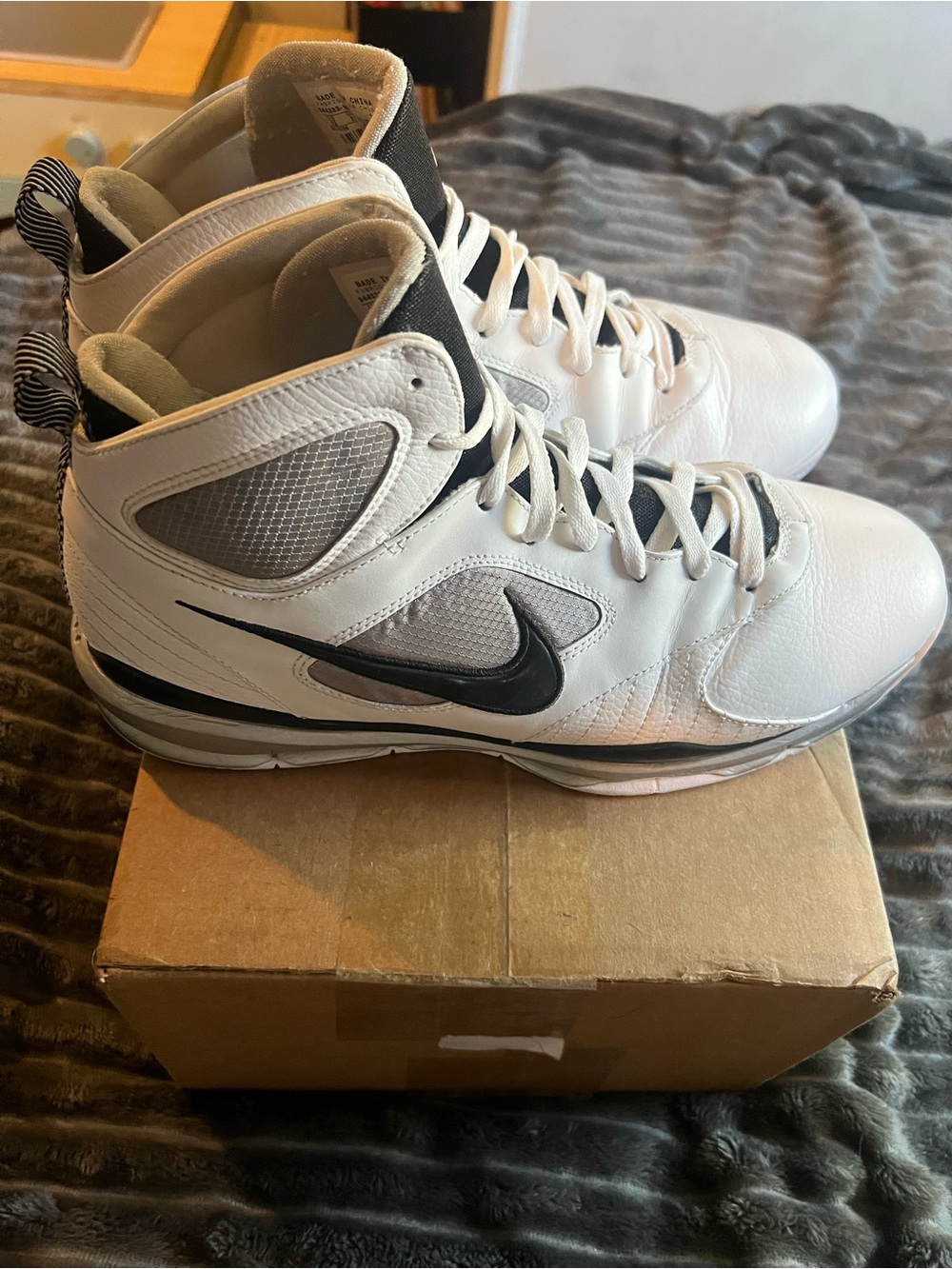 Nike Huarache Men’s White and Black High-Top Basketball Shoes